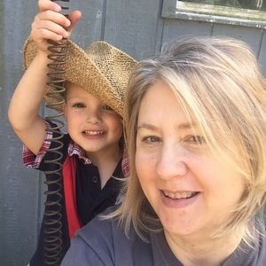 Meet your Posher, Carol